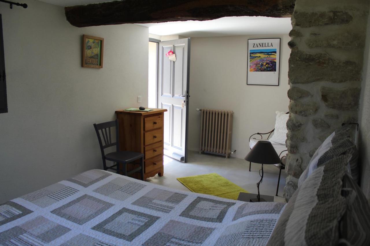Bed and Breakfast Les Logis De Paban Crestet Zewnętrze zdjęcie